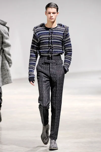 Look 26